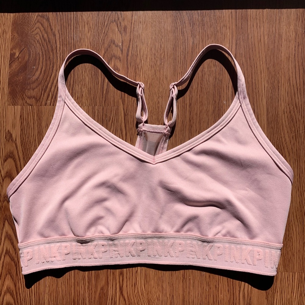 VS PINK Ultimate Sports Bra SIZE:M